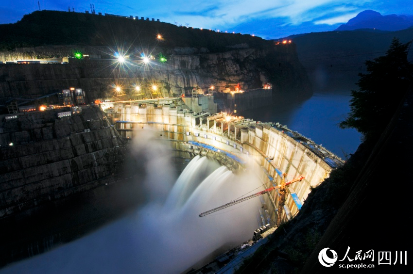 雷波水電、風能資源富集，金沙江上的溪洛渡水電站，是中國第三、世界第四大水電站。楊琳攝