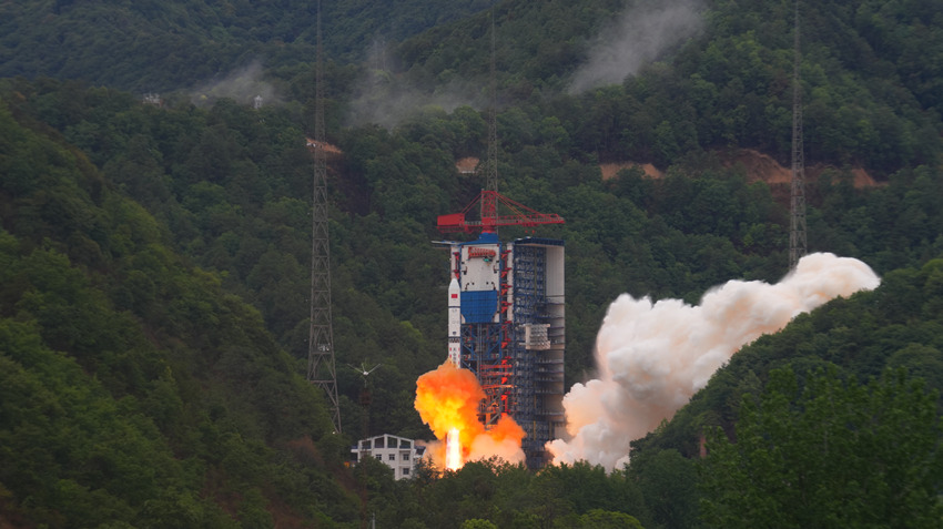 發射現場。西昌衛星發射中心供圖